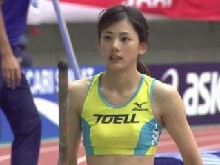 最美的日本足球女球迷，泪水中盛开的樱花