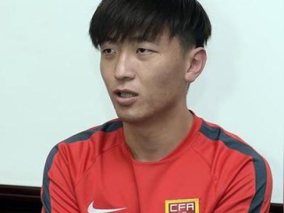 中国足球的归化球员有哪些，盘点近年来的新面孔与他们的赛场表现
