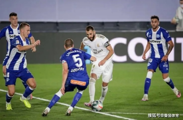 皇马3-0阿拉维斯，银河战舰平稳启航，新赛季西甲争冠之路初露锋芒