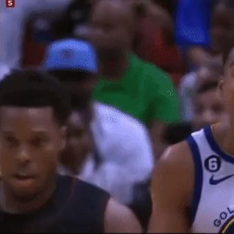 NBA免费高清视频在线观看,畅享赛场激情,尽览巨星风采 NBA免费高清视频在线观看,畅享赛场激情,尽览巨星风采