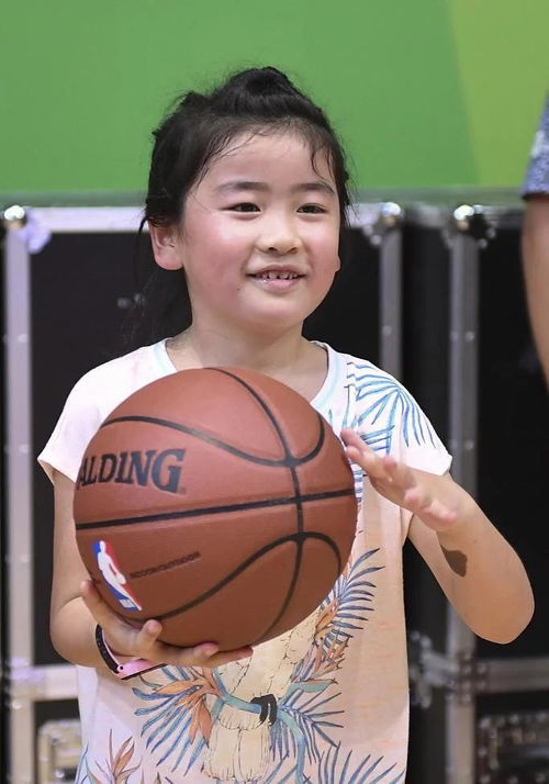 姚明女儿多大多高?从一组数据看星二代的成长之路 姚明女儿多大多高?从一组数据看星二代的成长之路